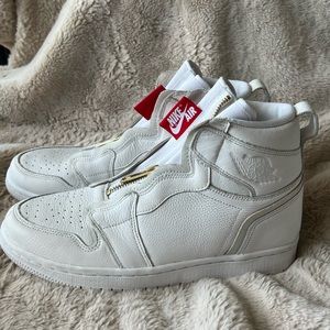 2018
Wmns Air Jordan 1 Retro High Zip 'White
